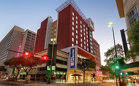 Hilton Garden Inn San Antonio Downtown Riverwalk